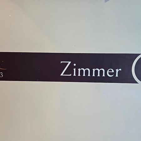 Pension Gp3, Zimmer Mit Kochnische Und Duschbad Vor Den Toren Berlins Dallgow-Doeberitz Eksteriør bilde